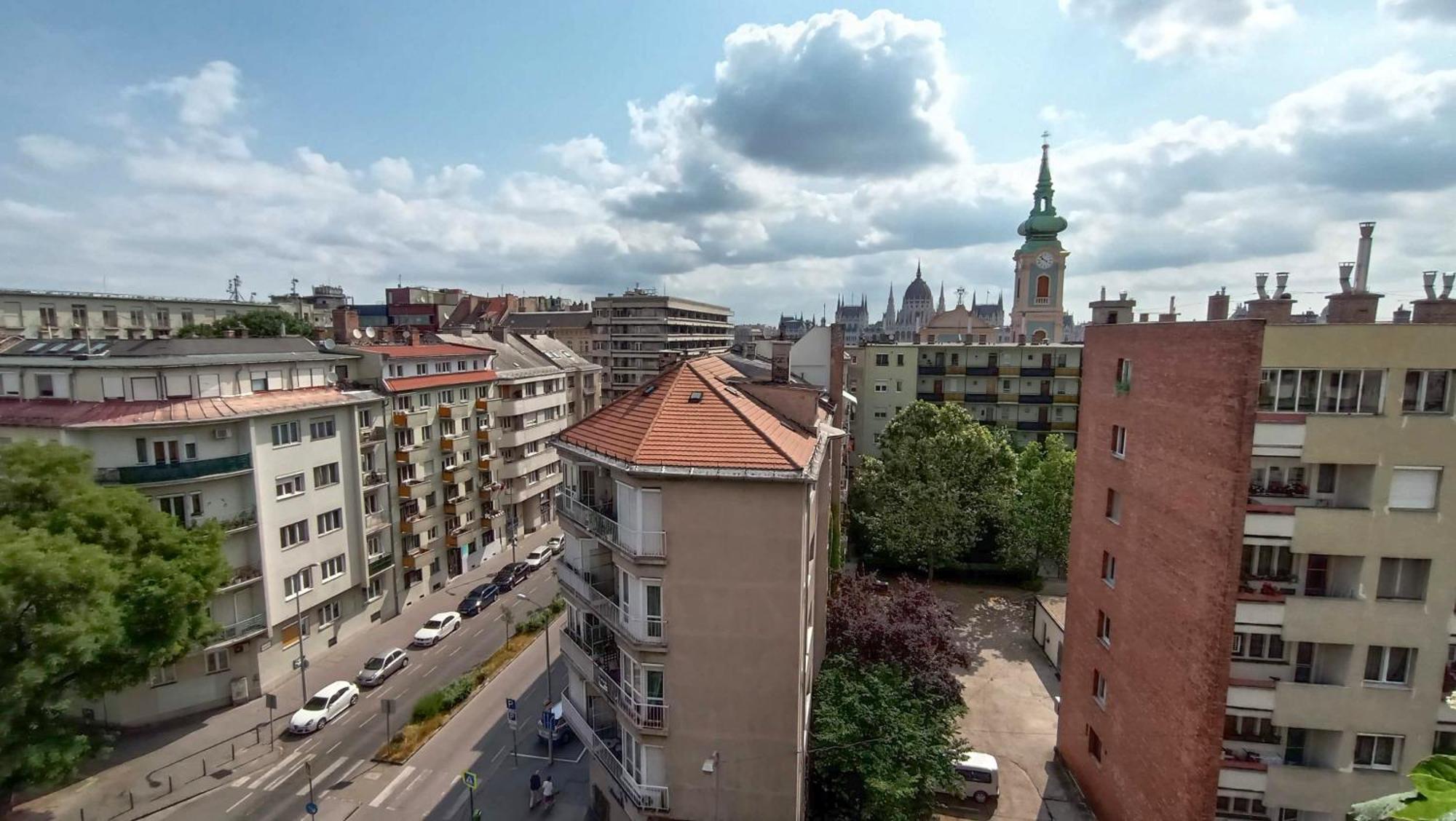 Buda Super Panorama Boedapest Buitenkant foto