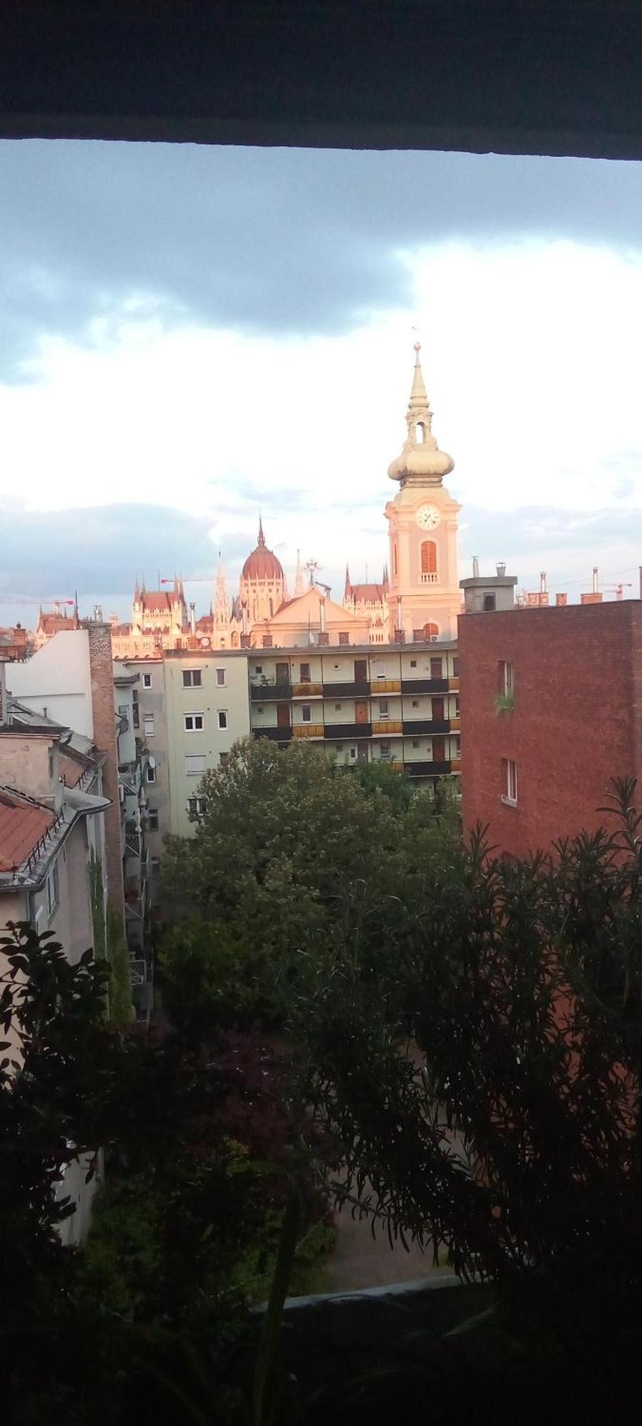 Buda Super Panorama Boedapest Buitenkant foto